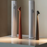 Vorschau: Viba Africa - Portable Akkuleuchte für vielseitige Beleuchtung im Design-Shop Lichtraum24.de kaufen Vorschau: Viba Africa - Portable Akkuleuchte für vielseitige Beleuchtung im Design-Shop Lichtraum24.de kaufen