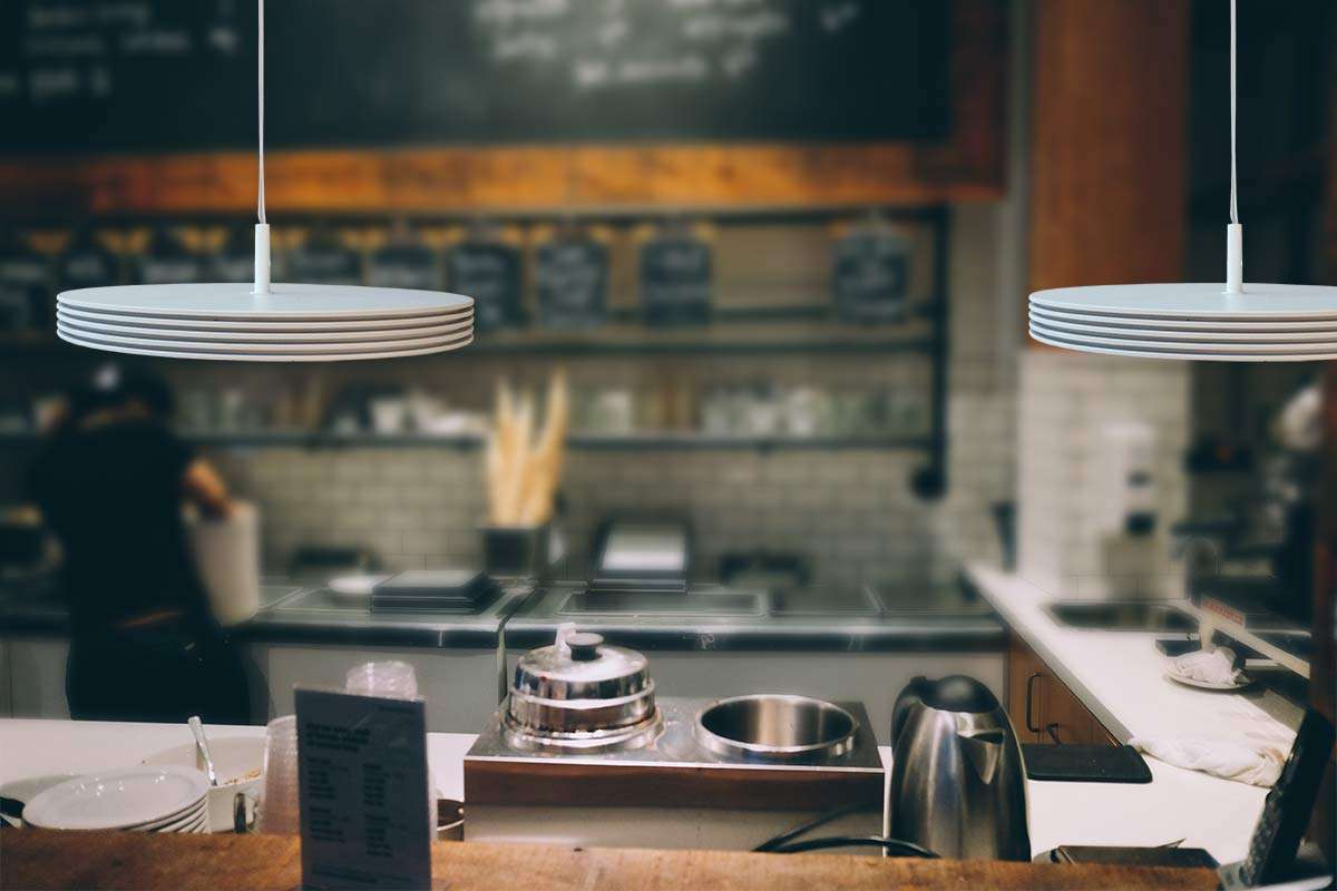 Filigrane LED Pendelleuchte FLY von USUS | Lichtraum24